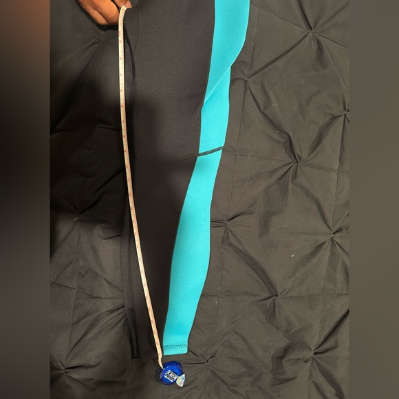 Hevto Women Wetsuit 3/2mm Neoprene Wet Suit Keep Warm in Cold Water - Picture 10 of 13